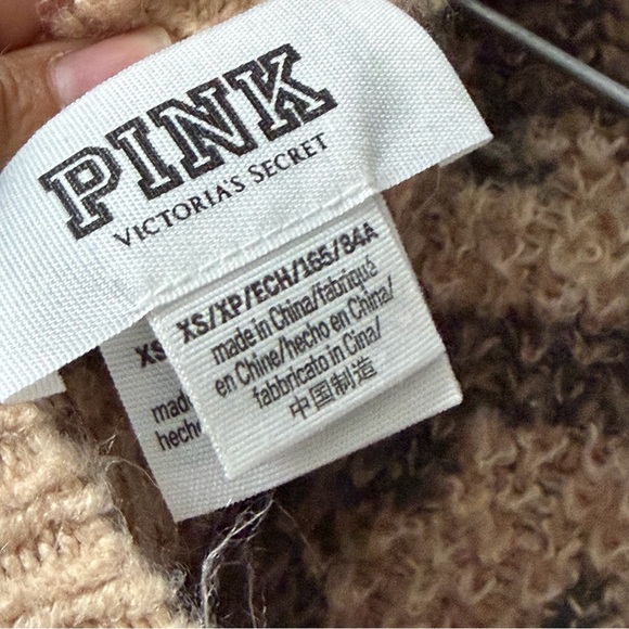 Victoria Secret PINK, Womens Brown Leopard Print Fuzzy Sweater, Size XS - Picture 4 of 6